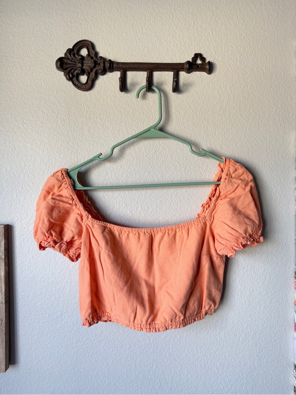 Women's Peach Off-Shoulder Crop Top